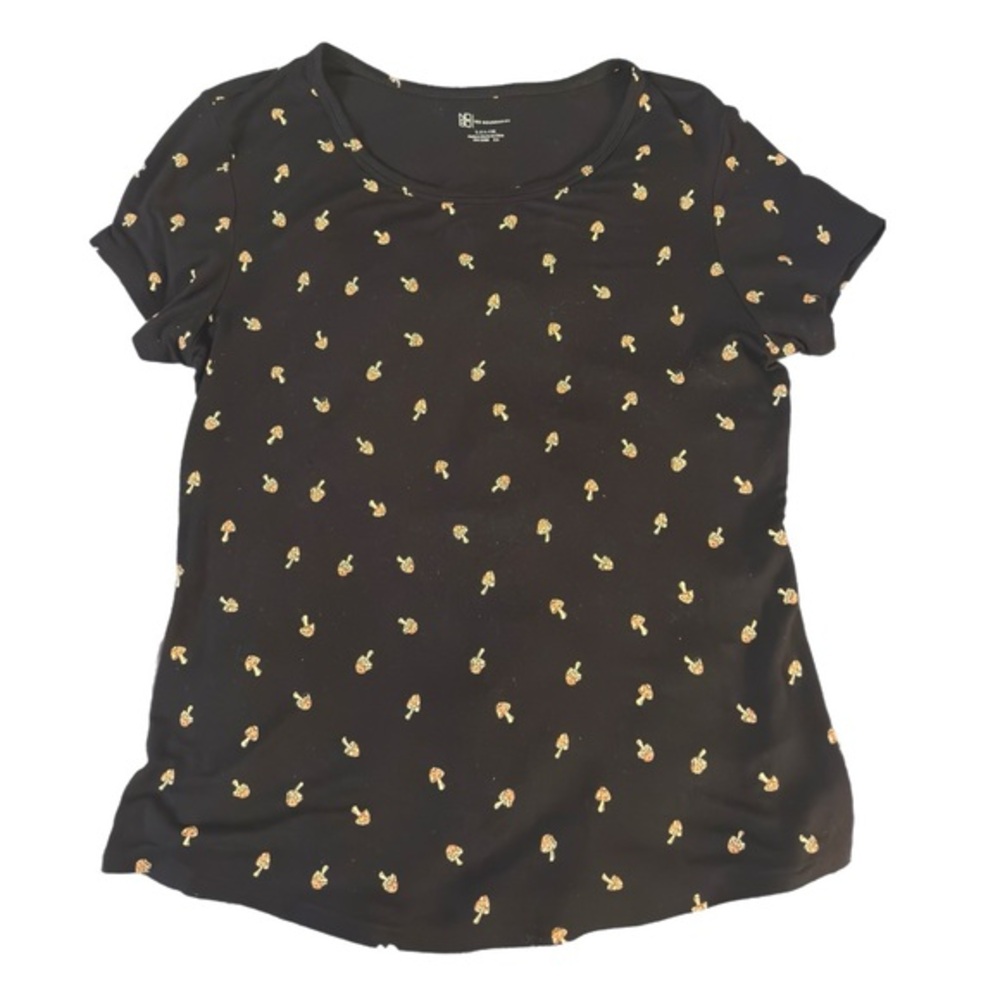 No boundaries black mushroom tshirt size large